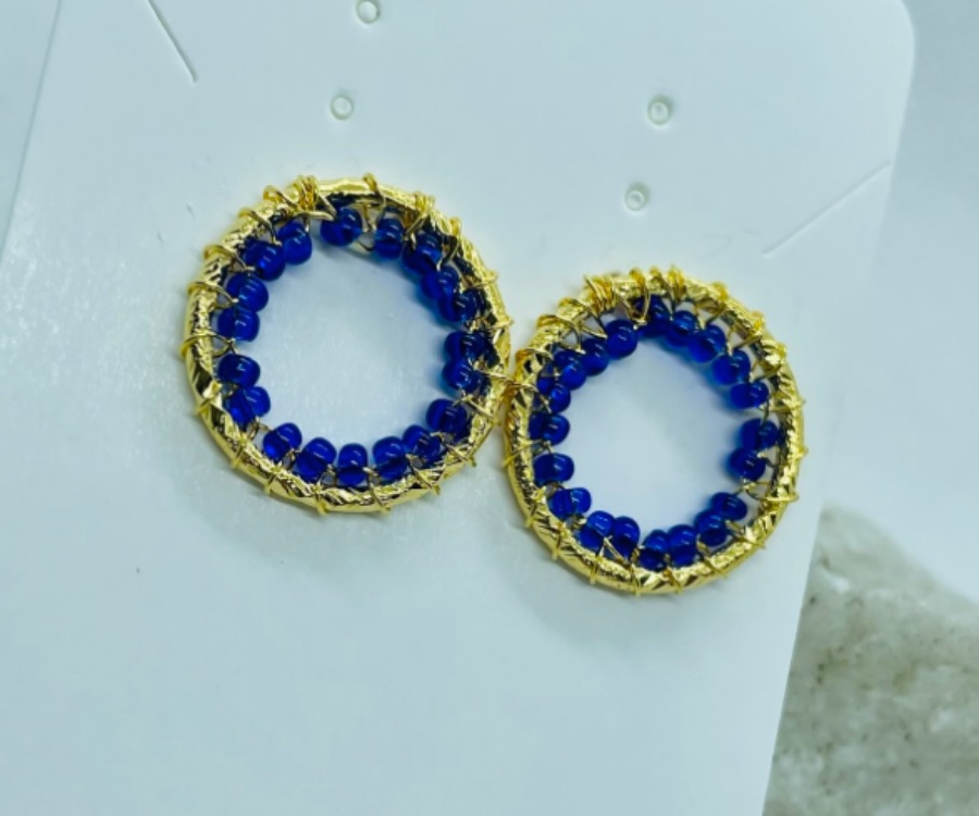 Aretes Azules en bronce artesanales de forma circular