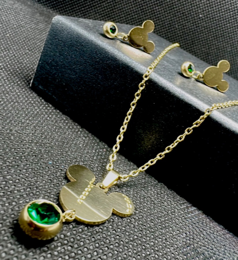SET DE ARETES Y CADENA EN ACERO