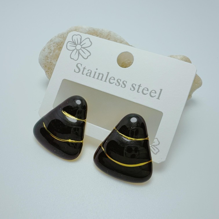 Aretes en acero diseño elegante visāka