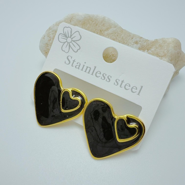 Aretes en acero diseño elegante visāka